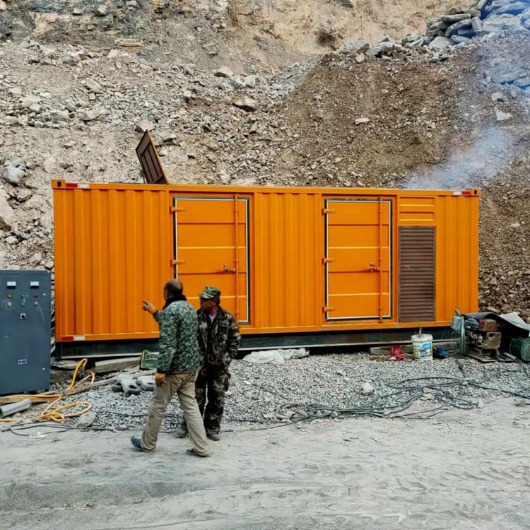 富锦如何选择适合自己的 800KW 柴油发电机组？